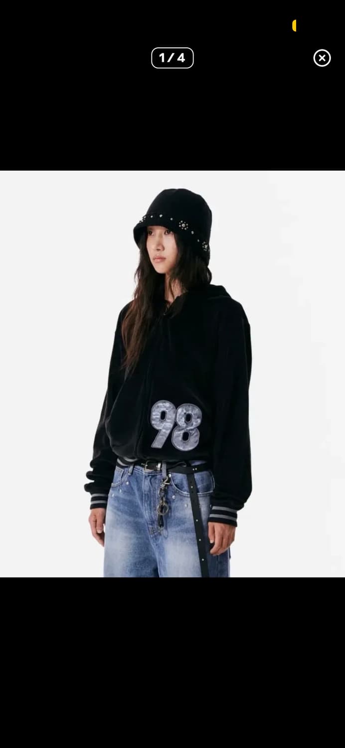 아캄 9C 패치 벨루어 집업 후드티 블랙ㅣ1사이즈 상품이미지1