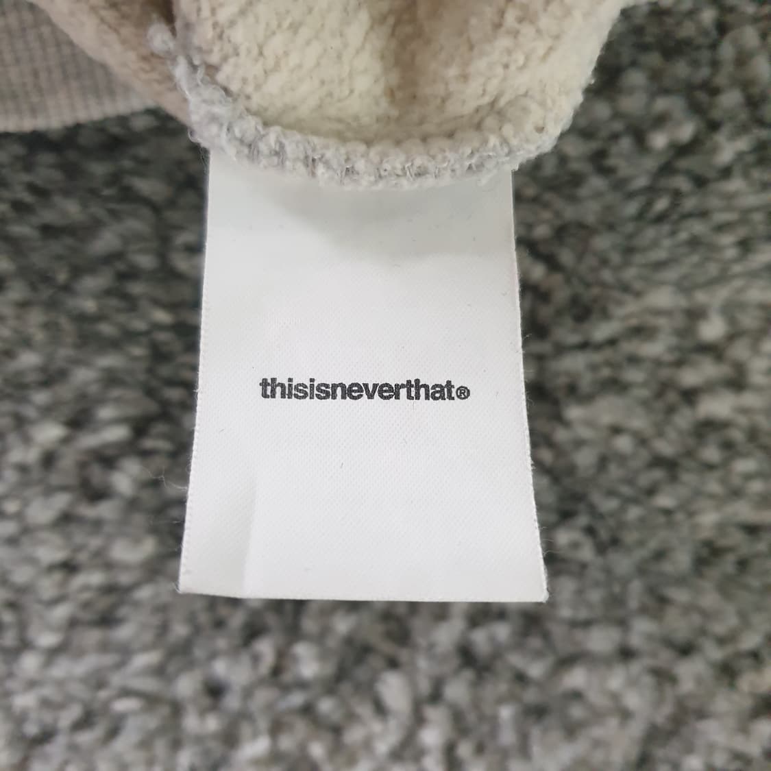 [무료배송] thisisneverthat 긴팔 스웨트셔츠 상품이미지4