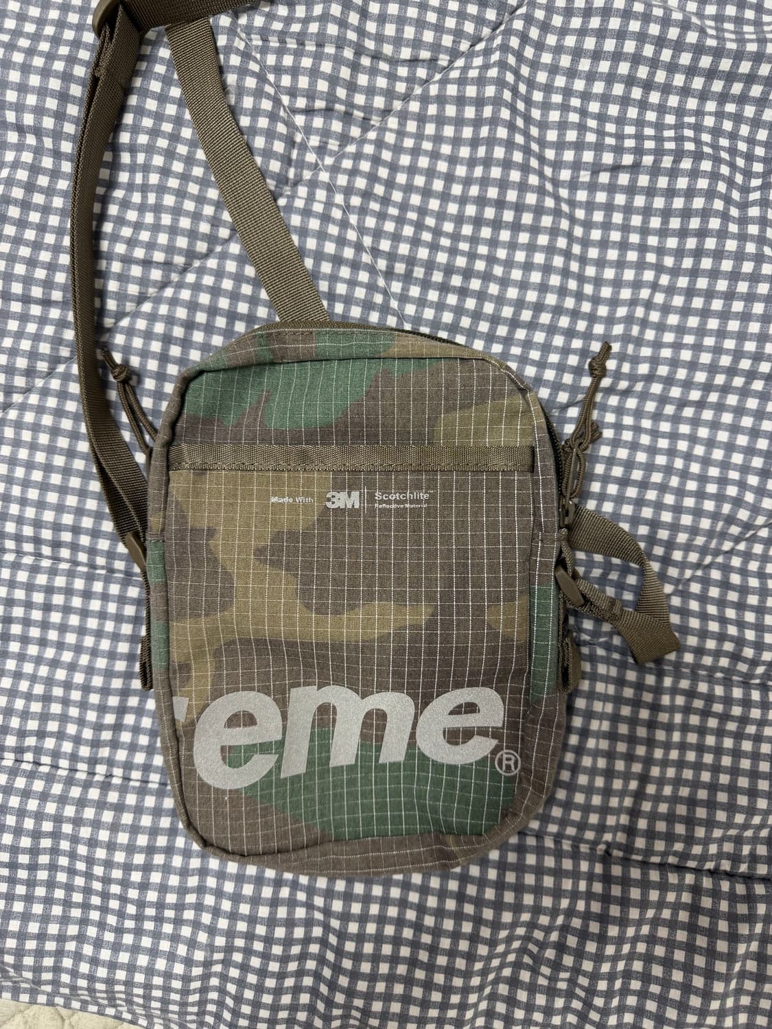 슈프림 숄더백 우드랜드 카모 상품이미지1