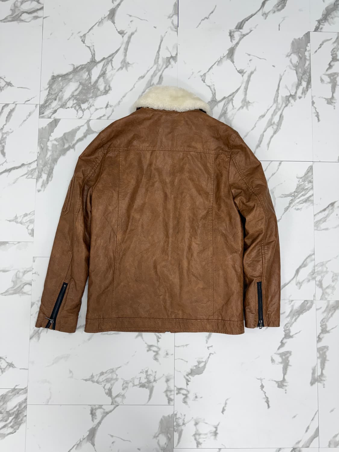 빠니깔레 에코 레더 무스탕 자켓 상품이미지2