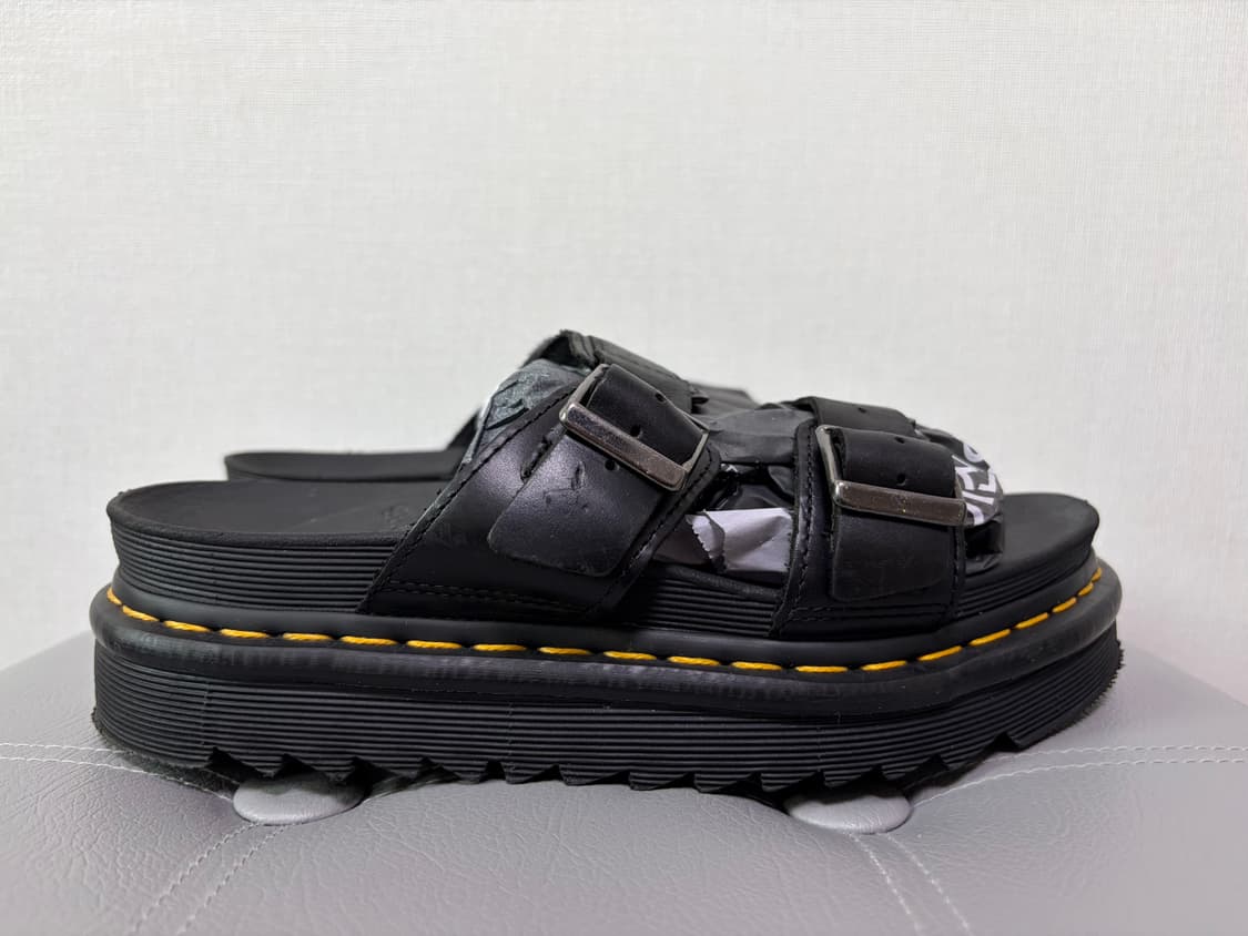 닥터마틴 샌들 250 상품이미지1