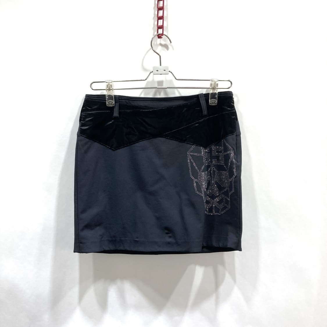 파사디 골프 스컬 핫픽스장식 치마 28 영구제 중고장터 상품이미지1