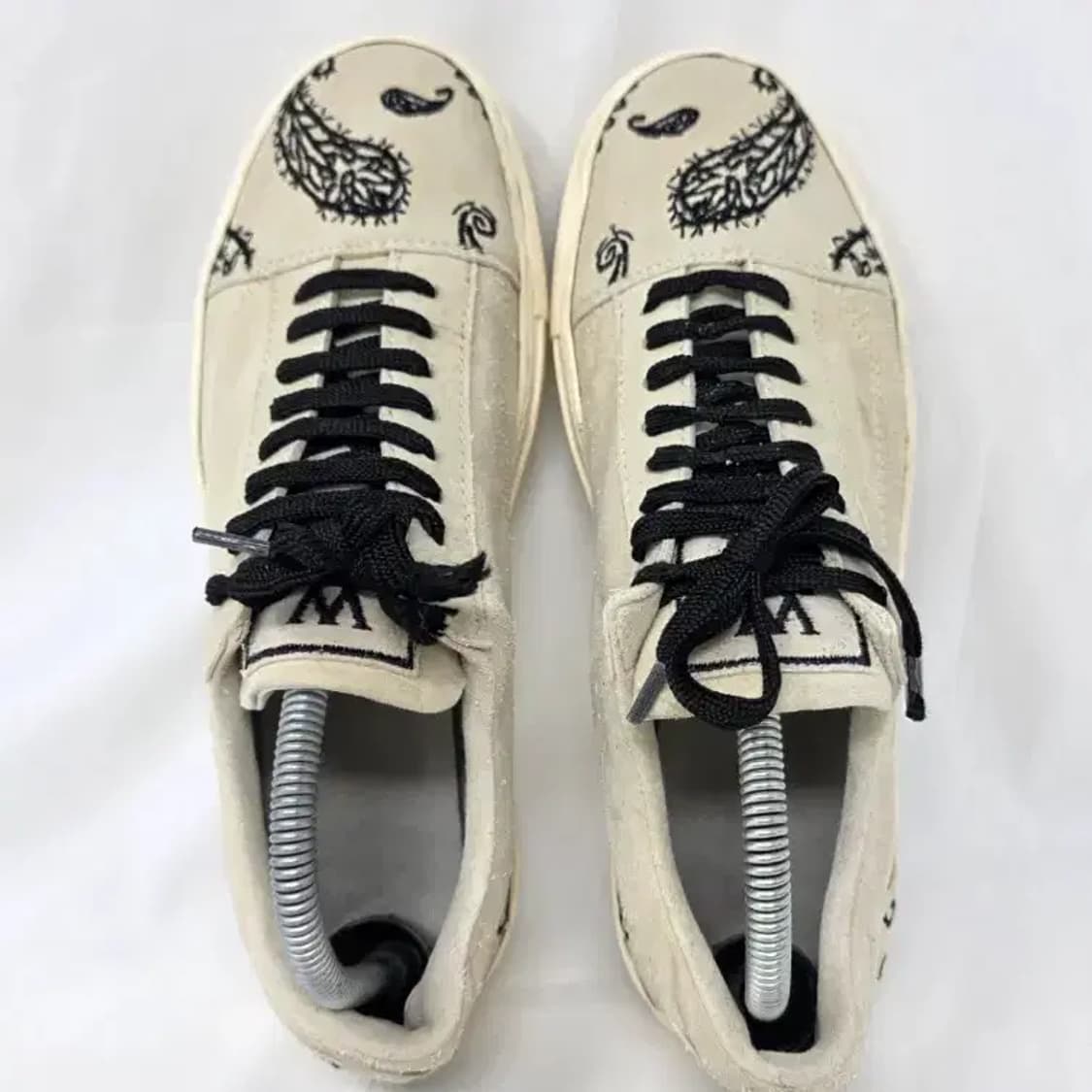 우영미 페이즐리 스니커즈 255 상품이미지9