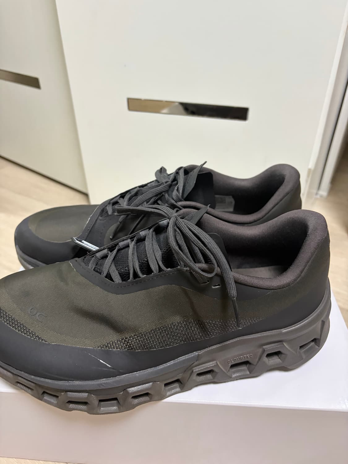 285)온러닝 파프 클라우드몬스터2 쏜 브라운 상품이미지4