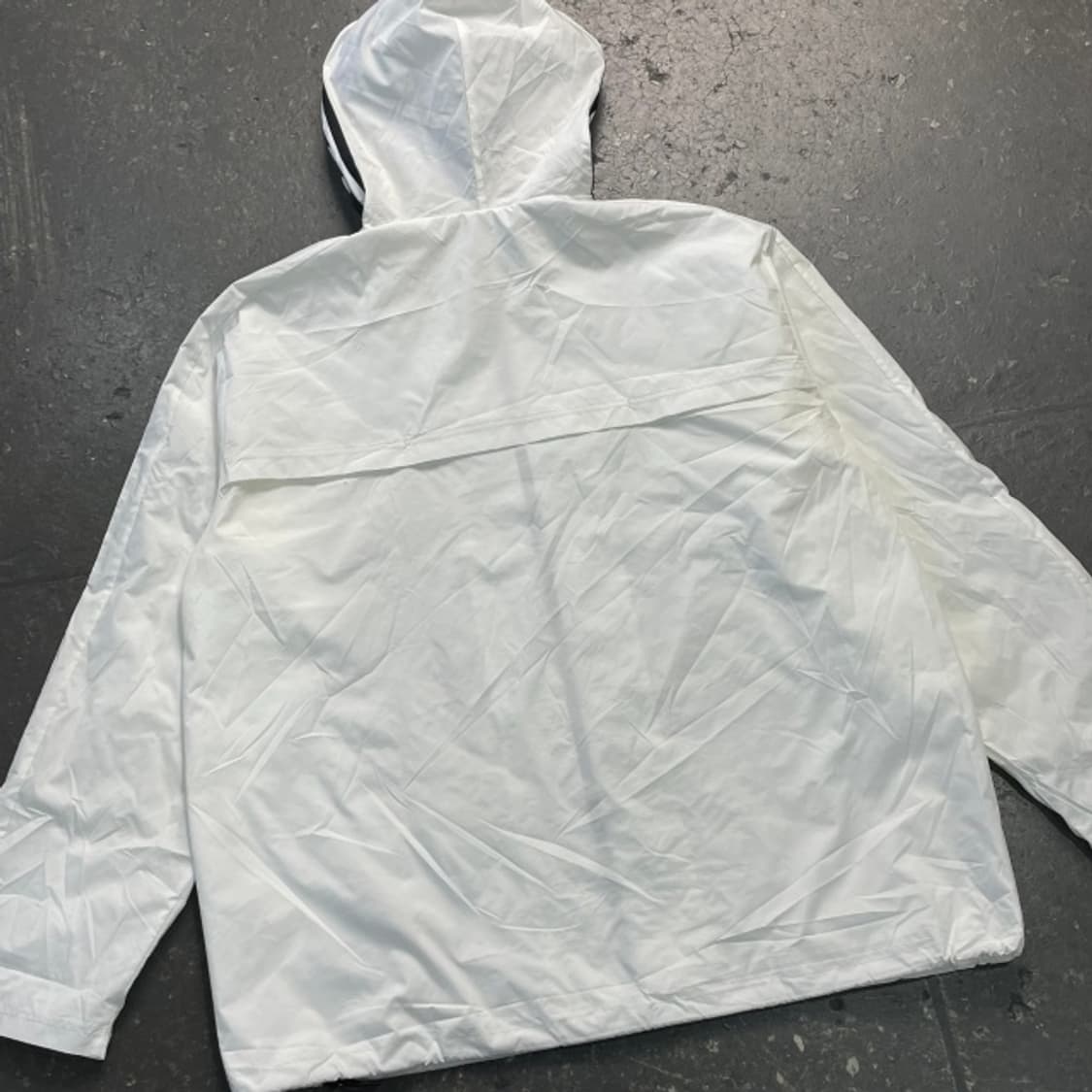 110 아디다스 화이트 바람막이  상품이미지5