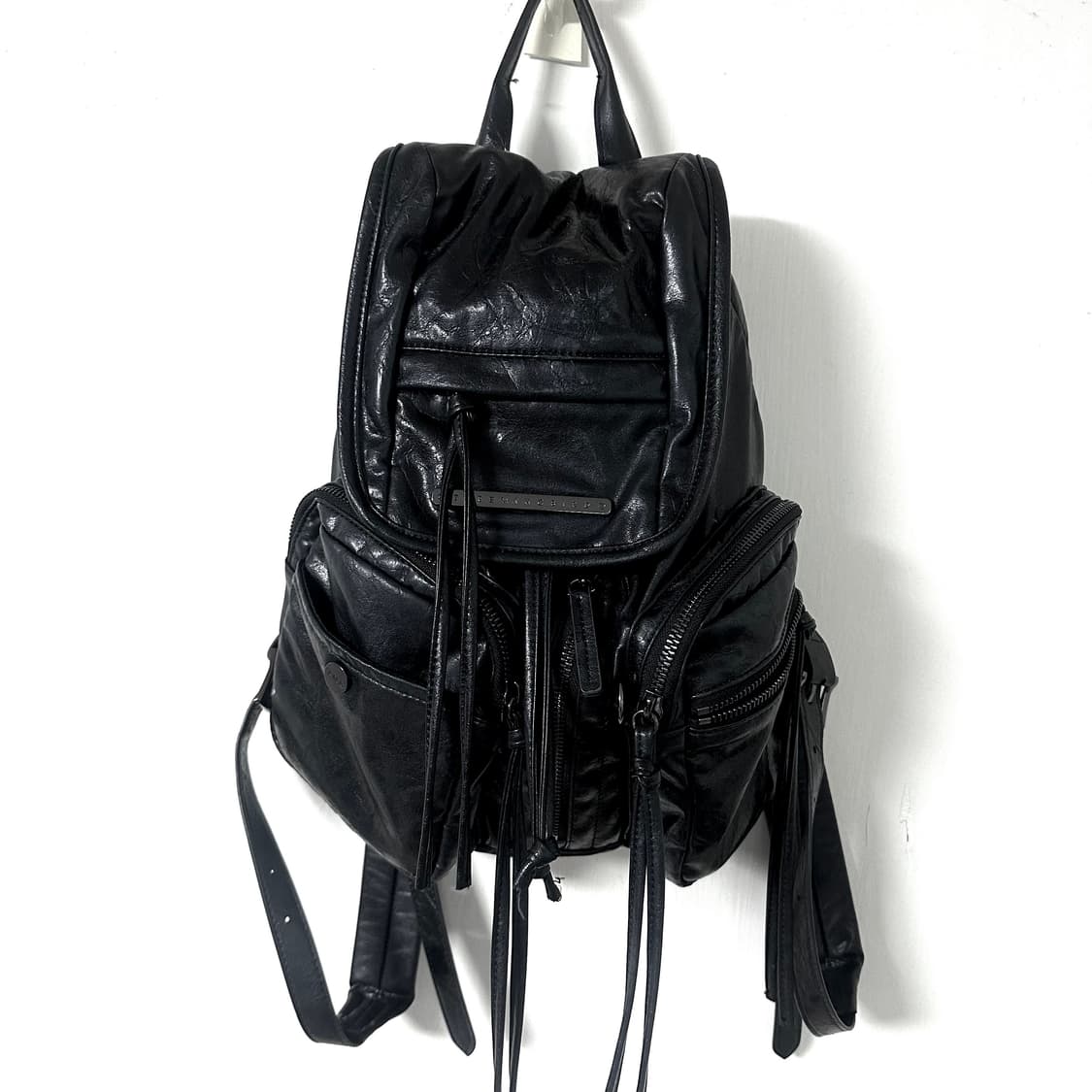 트리밍버드 지퍼 피니싱 미니 백팩 블랙 상품이미지3