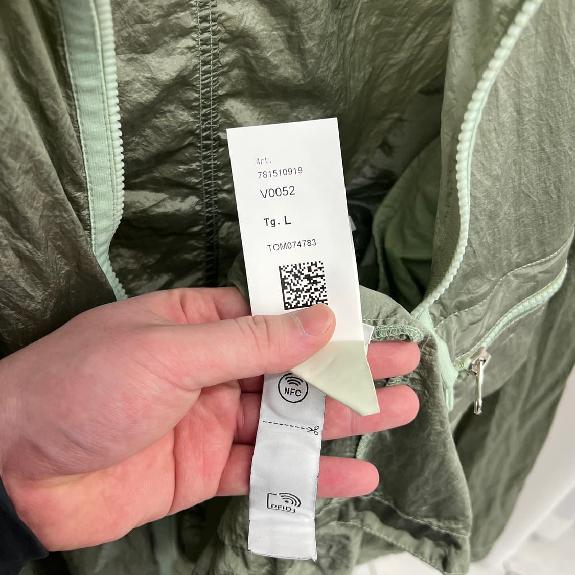 스톤아일랜드 나일론 메탈 오버셔츠 (L) 상품이미지8