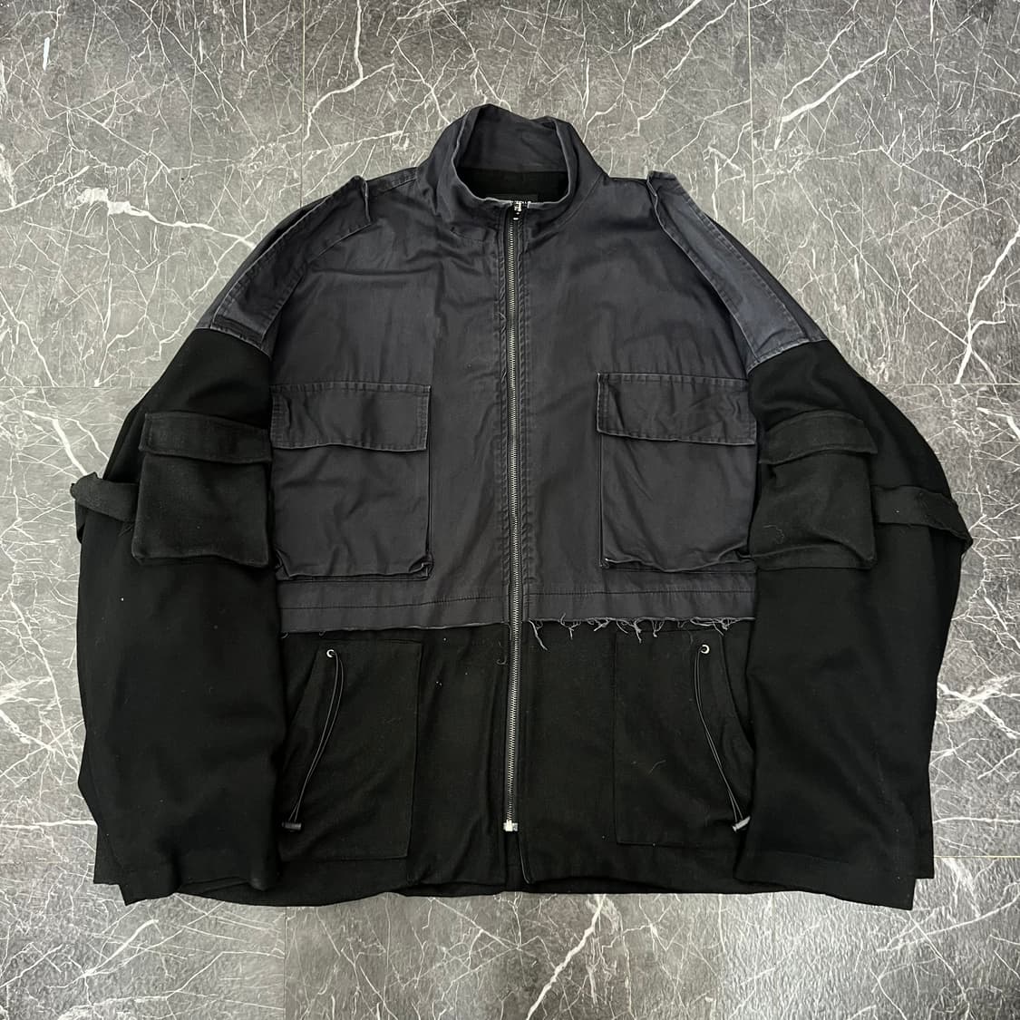 선데이오프클럽 멀티포켓 배색 플리스 집업 자켓 상품이미지2