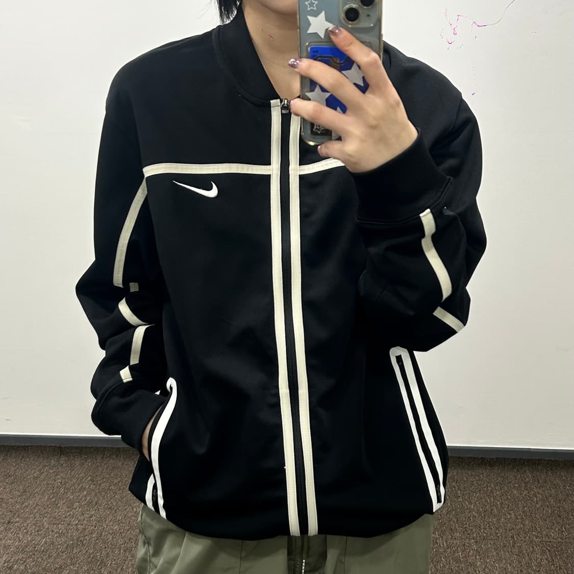 Nike 나이키 아이보리 블랙 배색 져지 상품이미지1