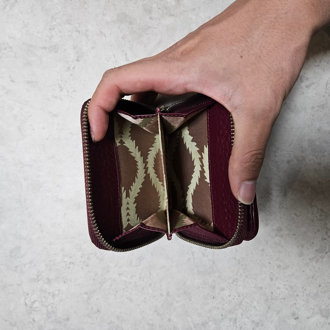 비비안 웨스트우드 지퍼포켓 반지갑 상품이미지9