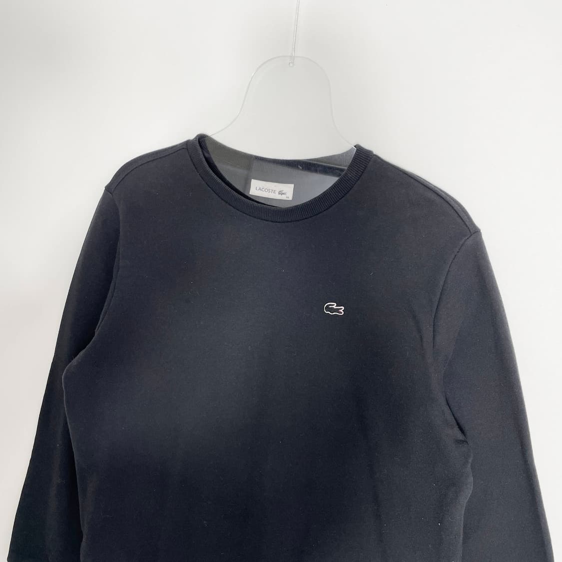 D2 라코스테(Lacoste)의 여성 로고 패치 맨투맨 M사이즈 상품이미지2