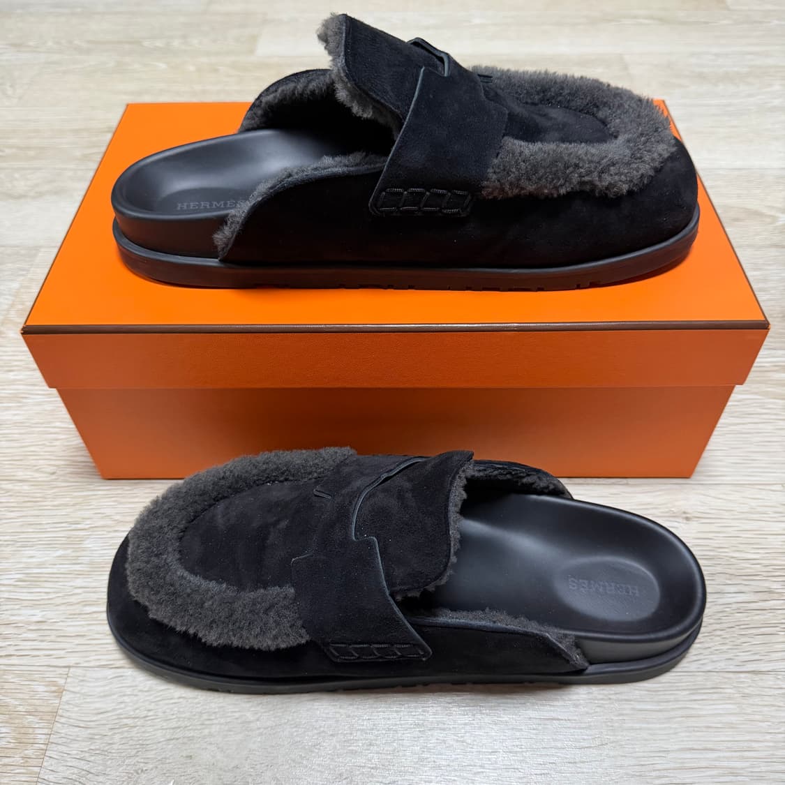 [S+급/42.5] 에르메스 시어링 고 뮬 스웨이드 블로퍼 상품이미지5