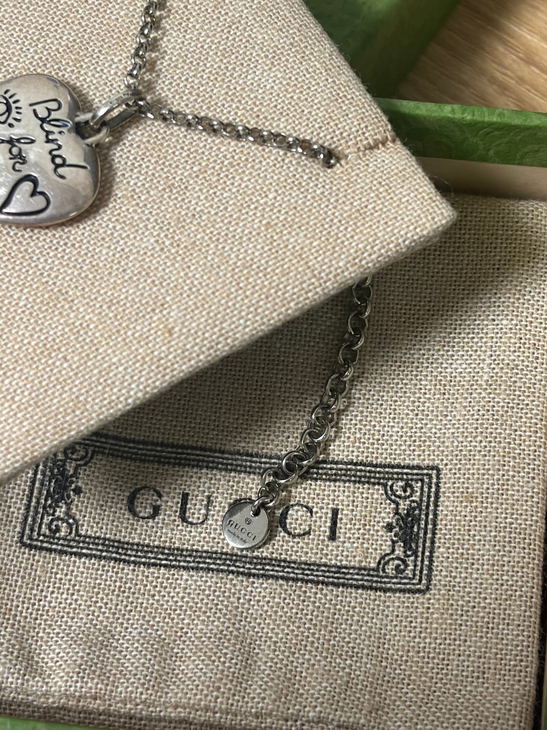 구찌 블라인드 포 러브 목걸이 상품이미지2