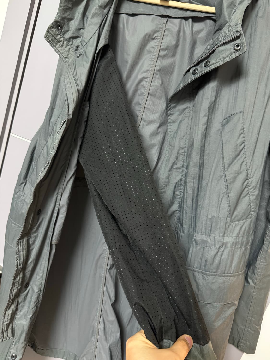 DKNY 바람막이 후드 코트 상품이미지6