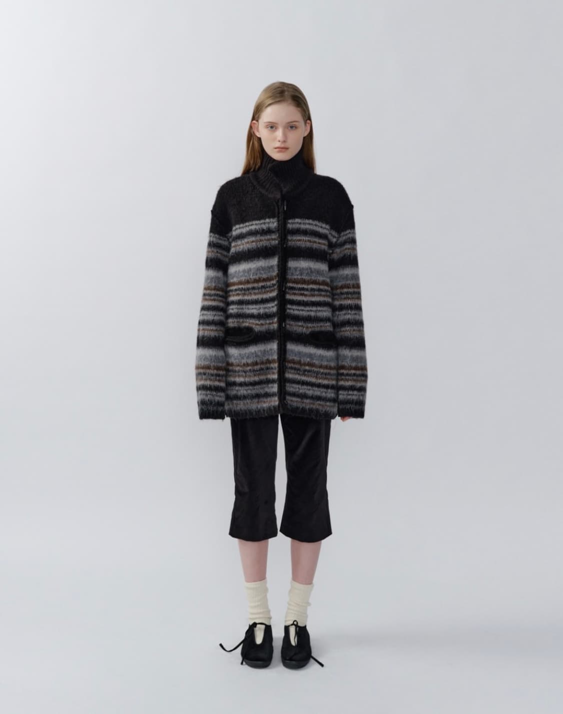 새상품 이어닝 WOOL TOGGLE REVERSIBLE KNIT COAT 상품이미지6