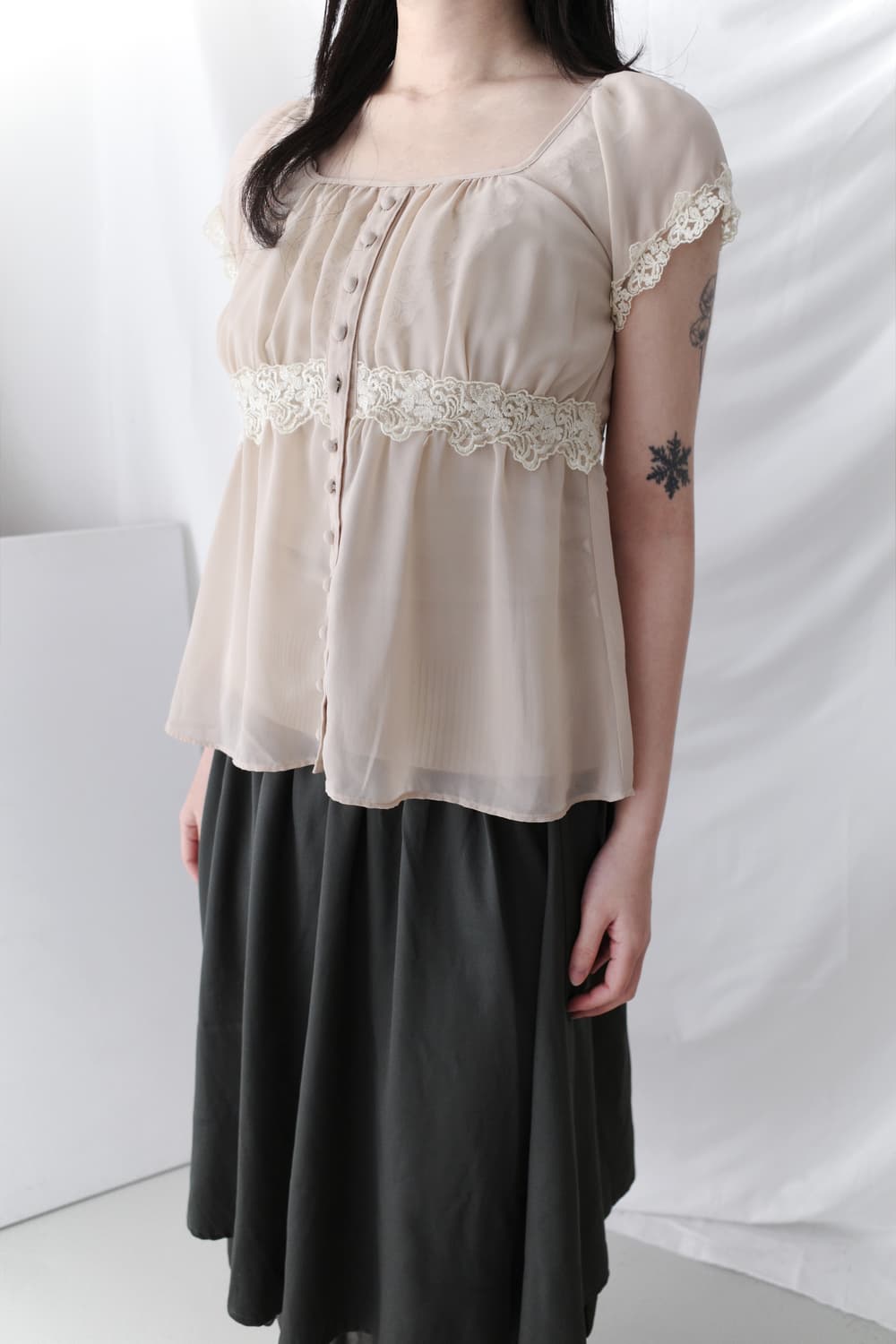 lace see-through blouse 상품이미지6