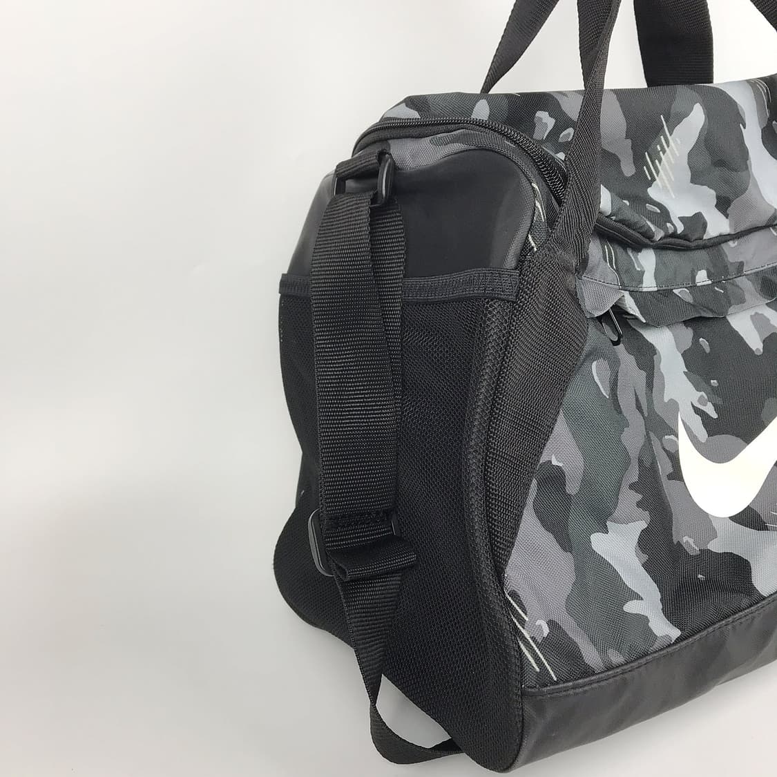 나이키 NIKE 카모 더플백 가방 상품이미지3