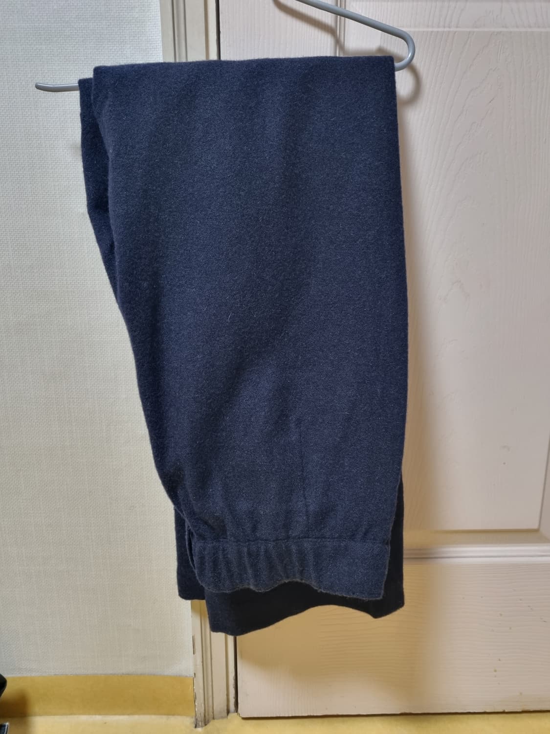 토마스모어 스콧 울 밴딩 팬츠 네이비 S사이즈 상품이미지1