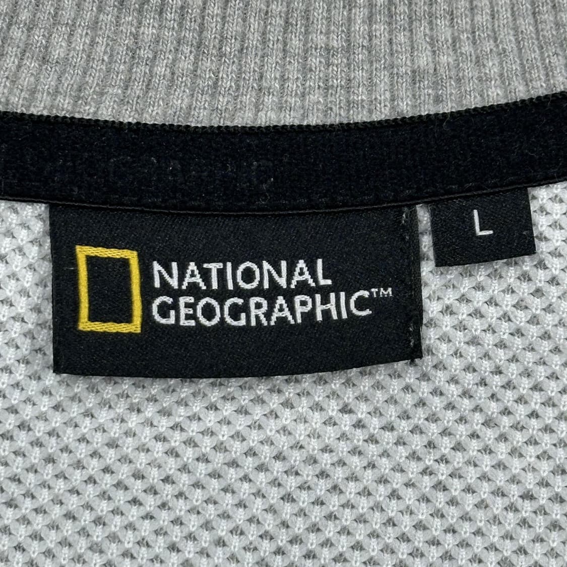 내셔널지오그래픽 그레이 와펜 맨투맨 (L) 상품이미지5