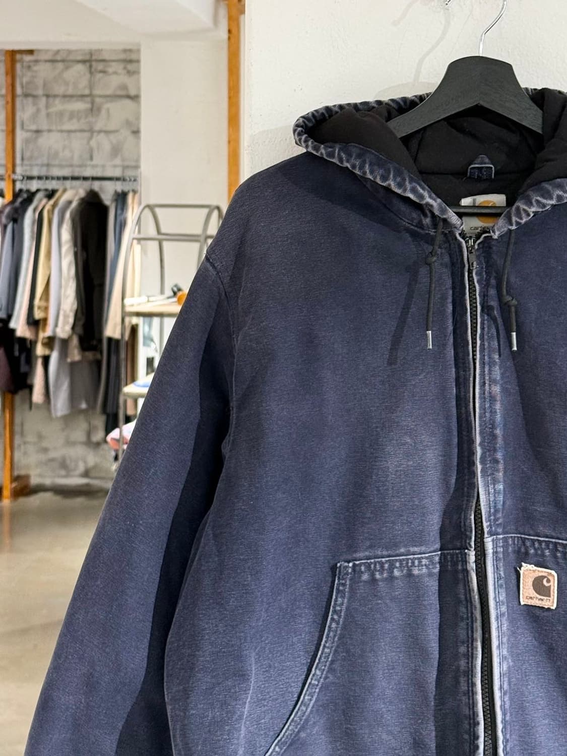 칼하트 네이비 J130 MDT 액티브 자켓 상품이미지2