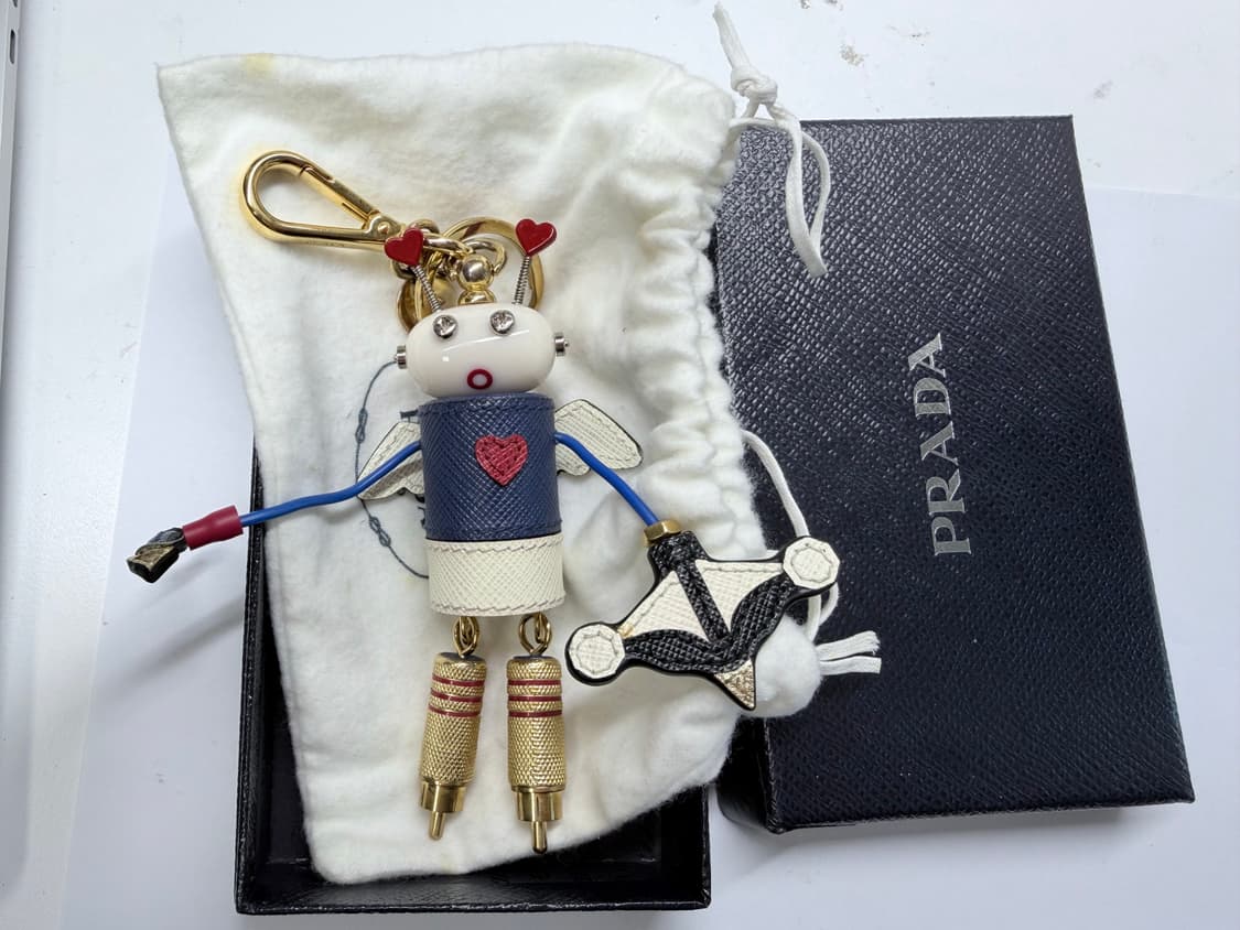 [정품] 프라다 큐피드 로봇키링 (백 참) 상품이미지1