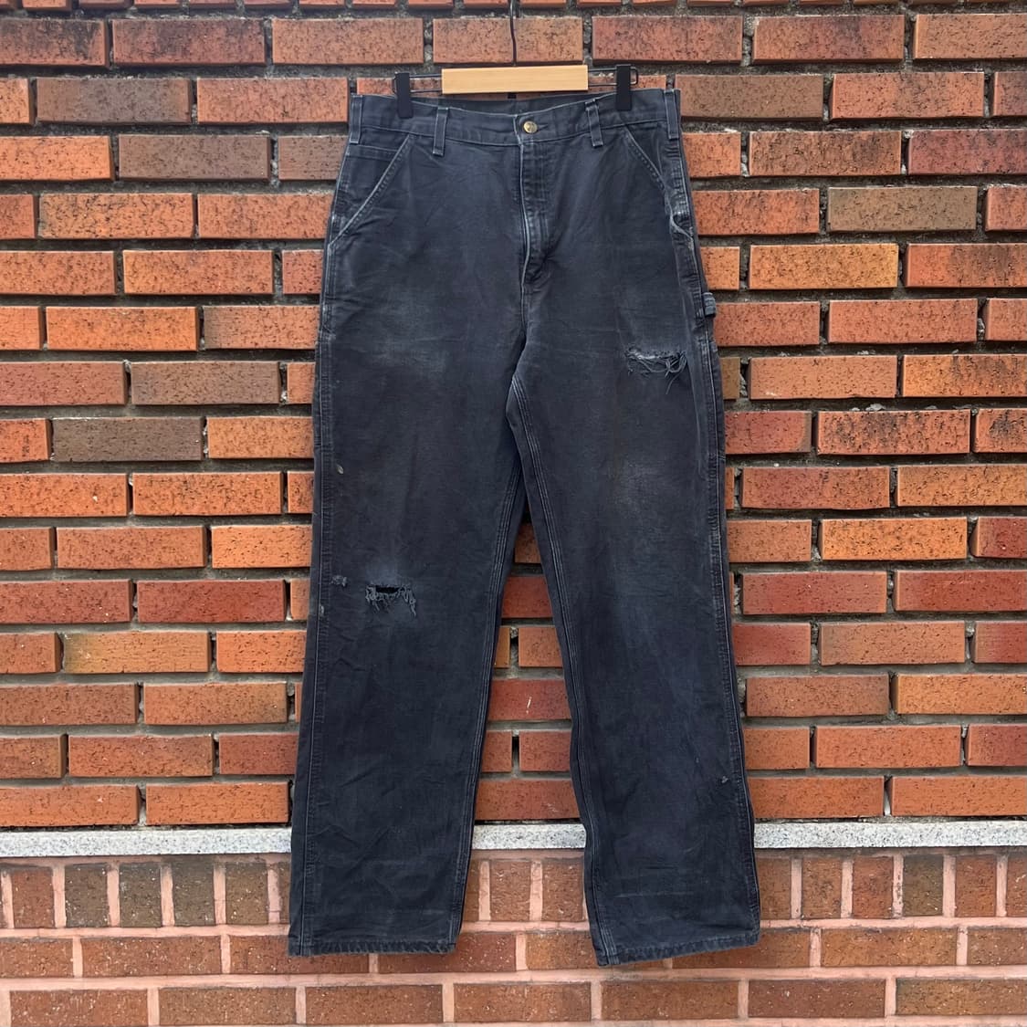 Carhartt 데미지 카펜터 팬츠 (33“) 상품이미지1