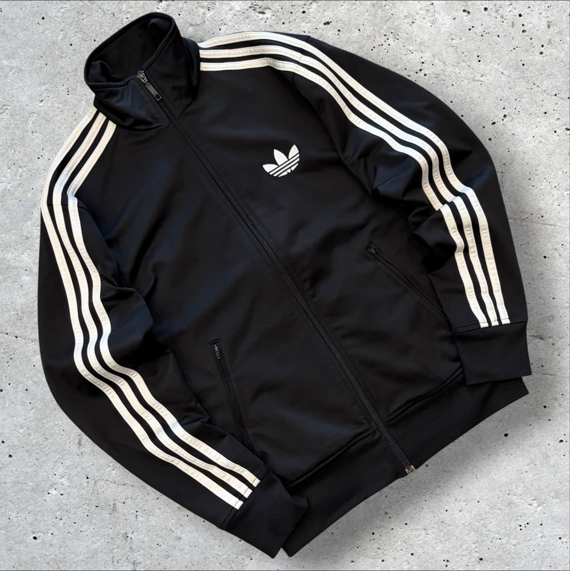 [95] 11s 아디다스 파이어버드 삼선 트랙탑 져지 블랙 D675 상품이미지1