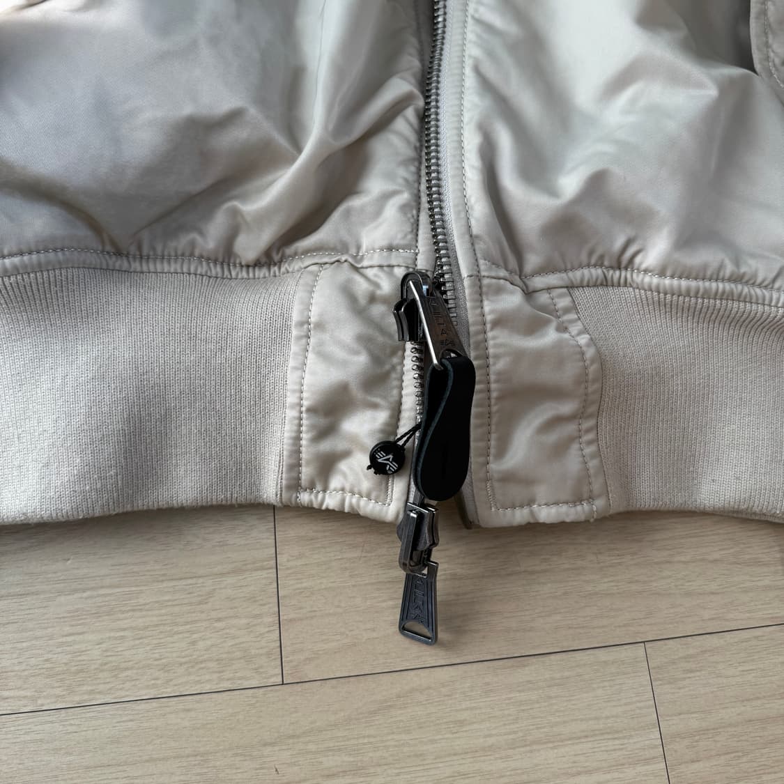 알파인더스트리 MA1 아이보리 M 상품이미지4