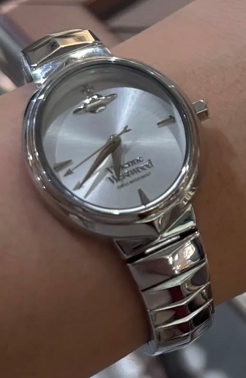 비비안웨스트우드 아머 28mm 실버 시계 상품이미지2