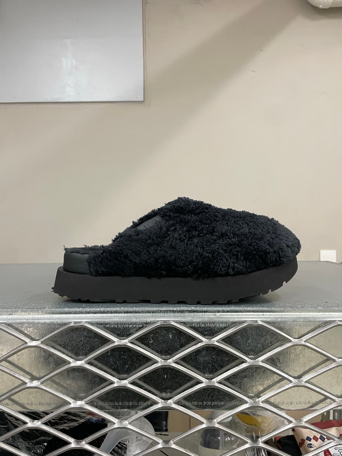 어그 맥시 컬리 슬리퍼 240 상품이미지4
