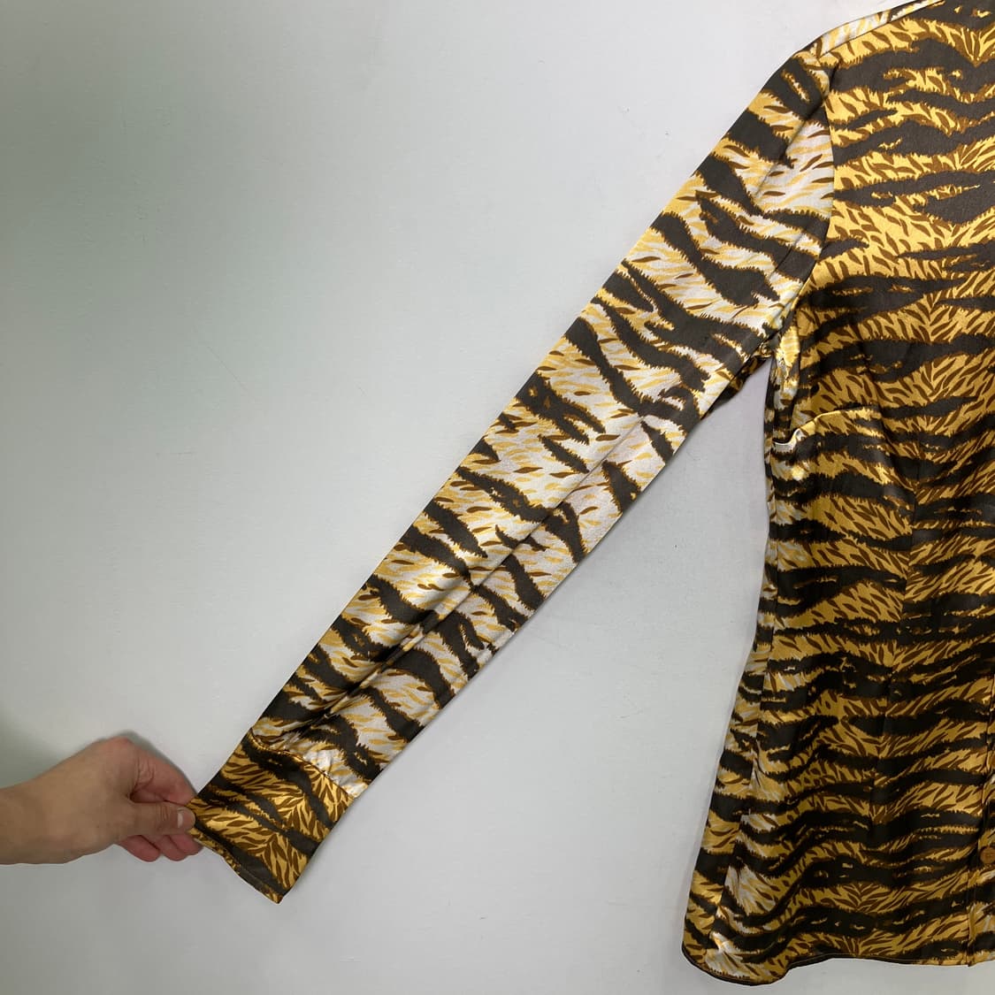 D&G 돌체앤가바나 타이거 셔츠 XS 상품이미지6