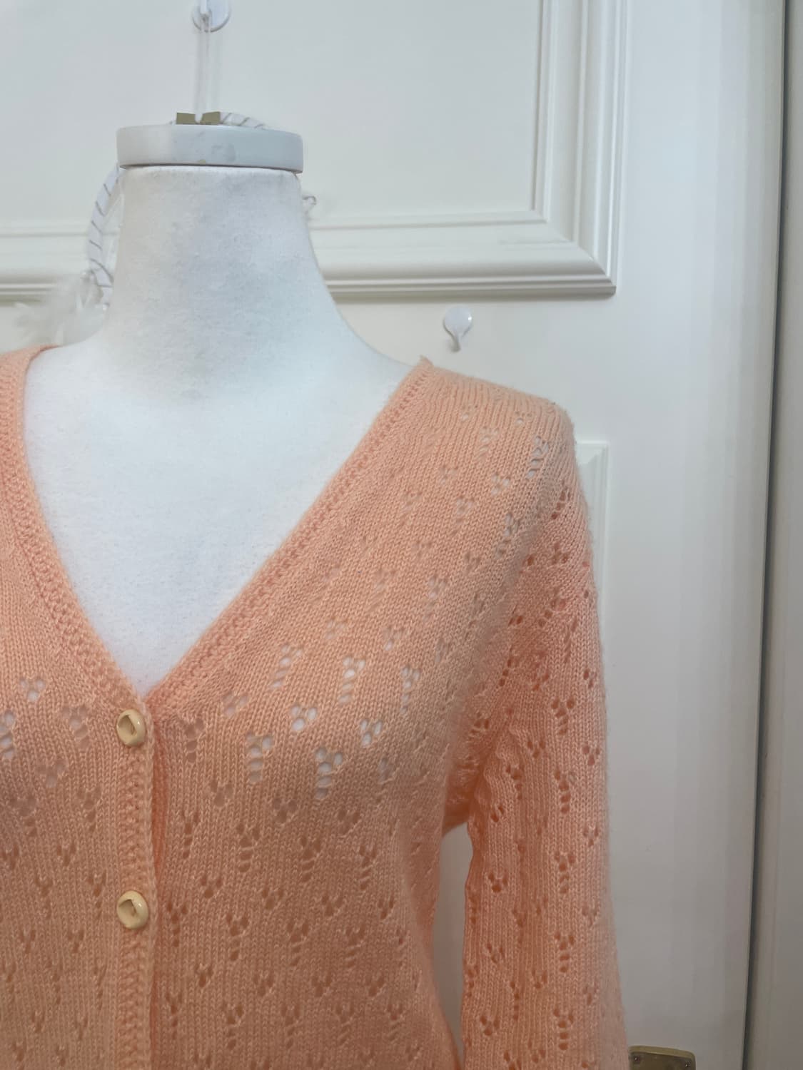 coral crochet basic v-neck cardigan 상품이미지6