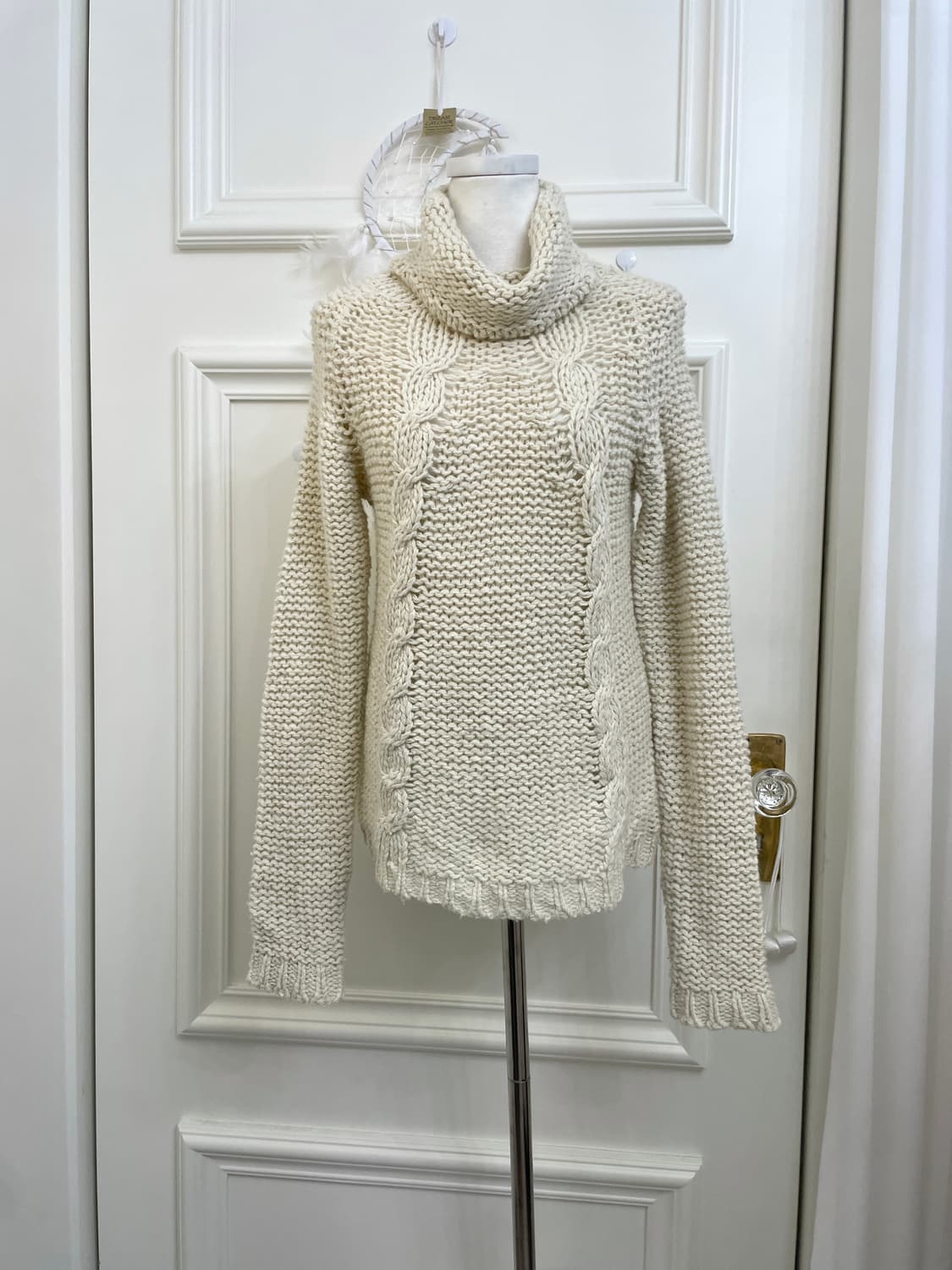 ivory twist turtle-neck sweater top 상품이미지1