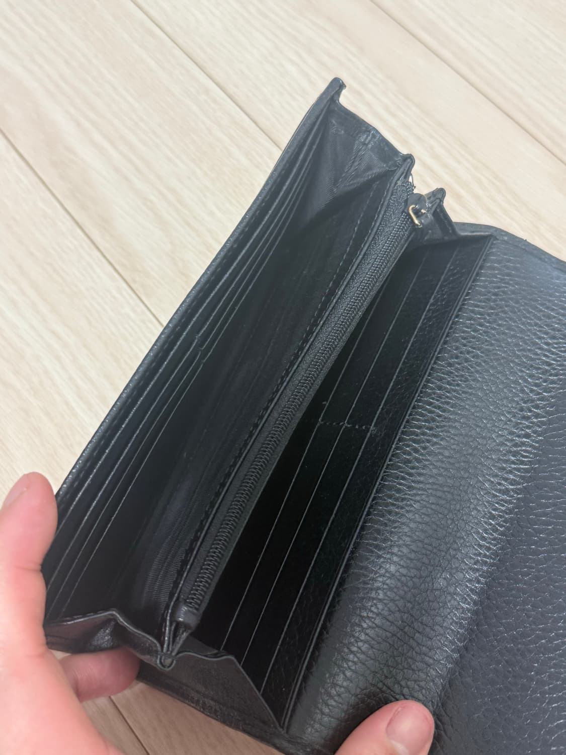 구찌 인터로킹 GG 장지갑 상품이미지4