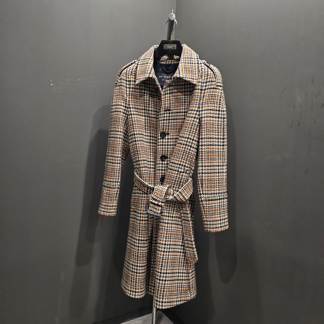 버버리 프로섬 타탄 체크 벨티드 공유 코트 상품이미지3