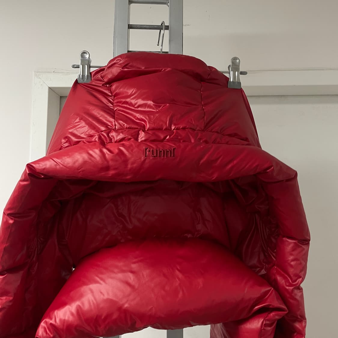 juun.j 후드 패딩 머플러 레드 상품이미지2