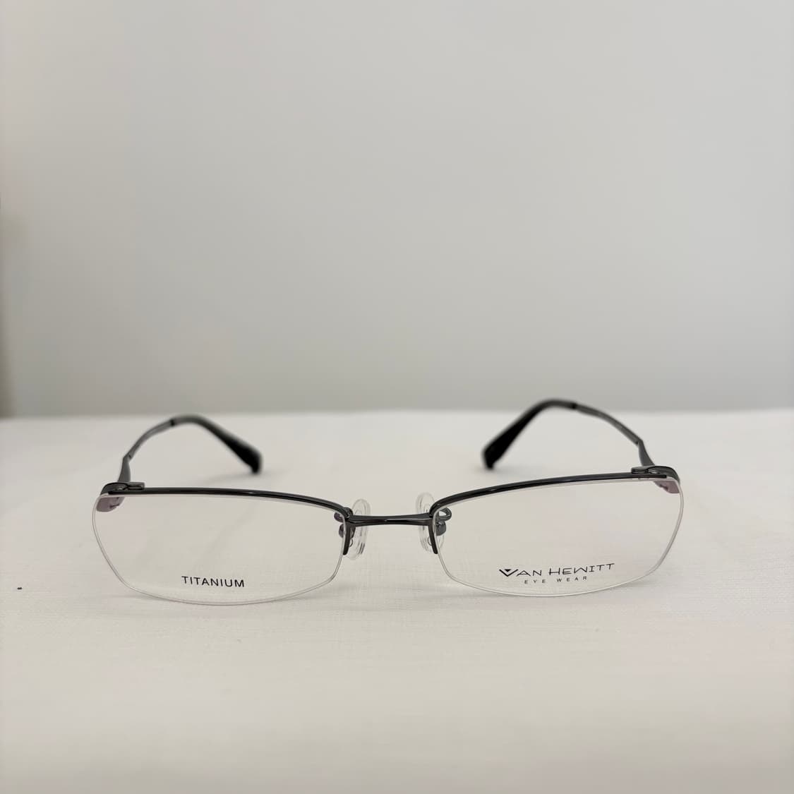 VAN HEWITT 반휴잇 실버그레이 반무테  상품이미지1