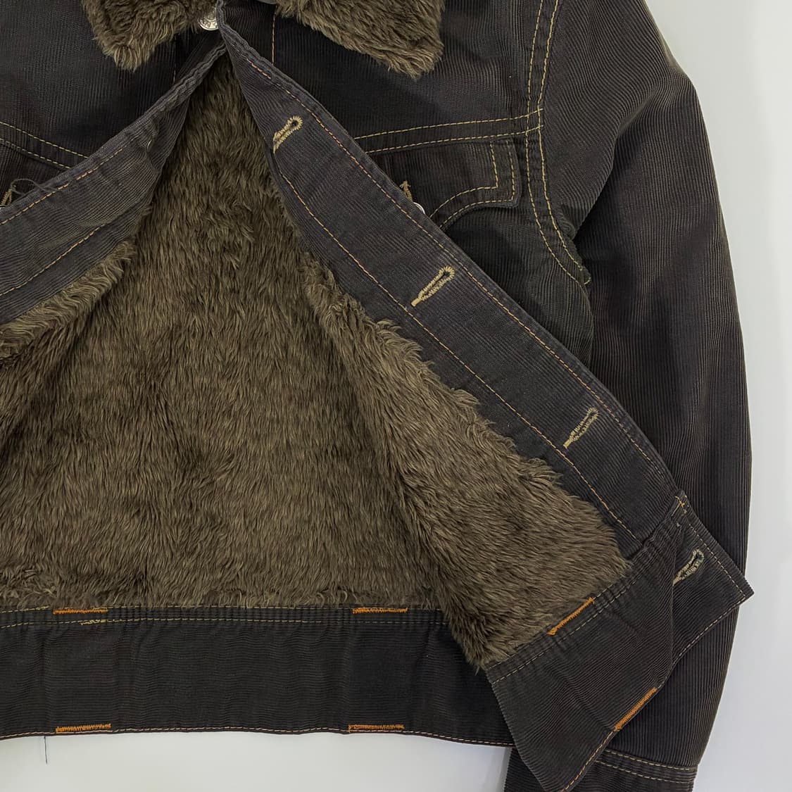 Levi's  리바이스 타입원 코듀로이 쉐르파 트러커 자켓 상품이미지5