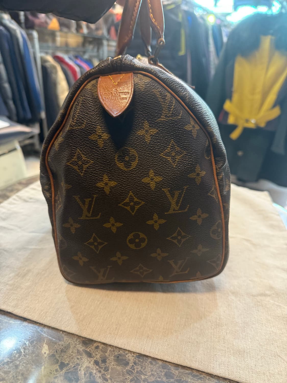 정품 루이비통 스피디 30 팝니다 상품이미지4