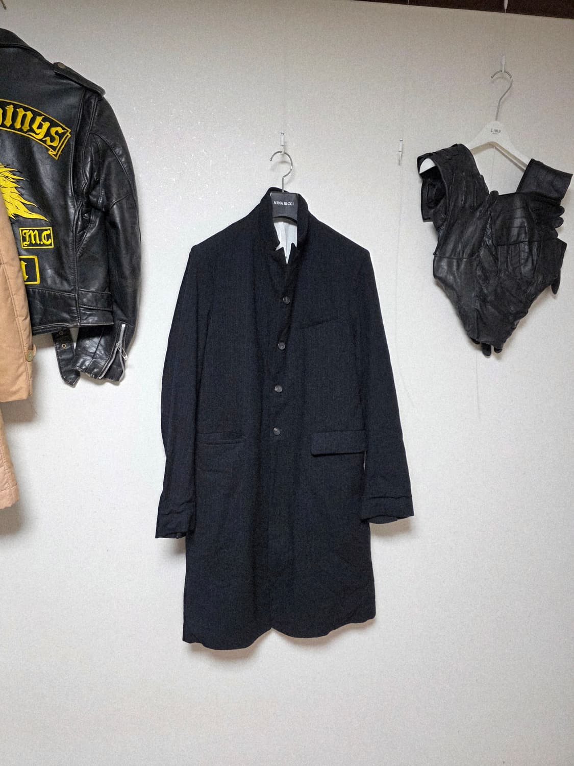 Bergfabel black stripe coat 상품이미지2