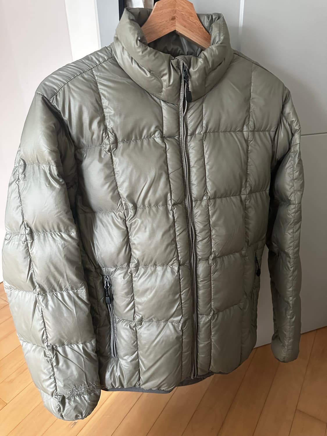 디스이즈네버뎃 퍼텍스 라이트 다운 자켓 다크 세이지 xs 상품이미지2