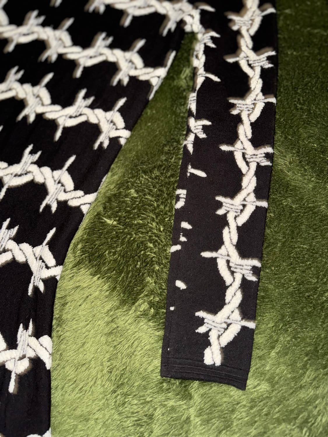 [XS] 비비안웨스트우드 앵글로매니아 와이어 니트 롱슬리브 원피스 상품이미지9