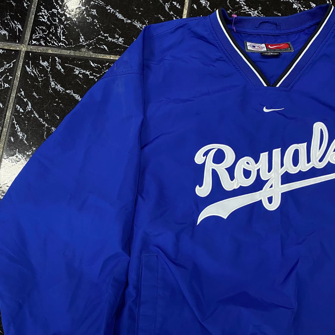 나이키 켄쟈스 시티 로얄스 흰파 다져스맛 웜업 자켓 상품이미지3