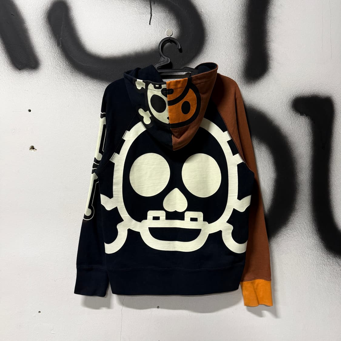 정품 베이프 OG 베이비 마일로 본 스플릿 스컬 야광 집업 후디 상품이미지1