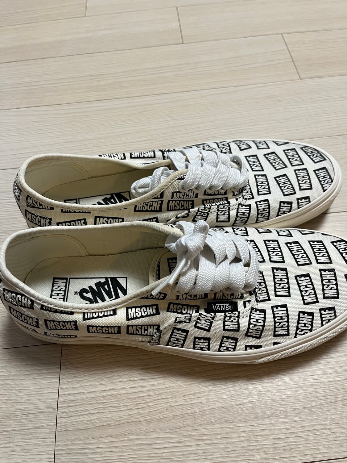 반스 MSCHF 콜라보 스니커즈265mm 상품이미지6