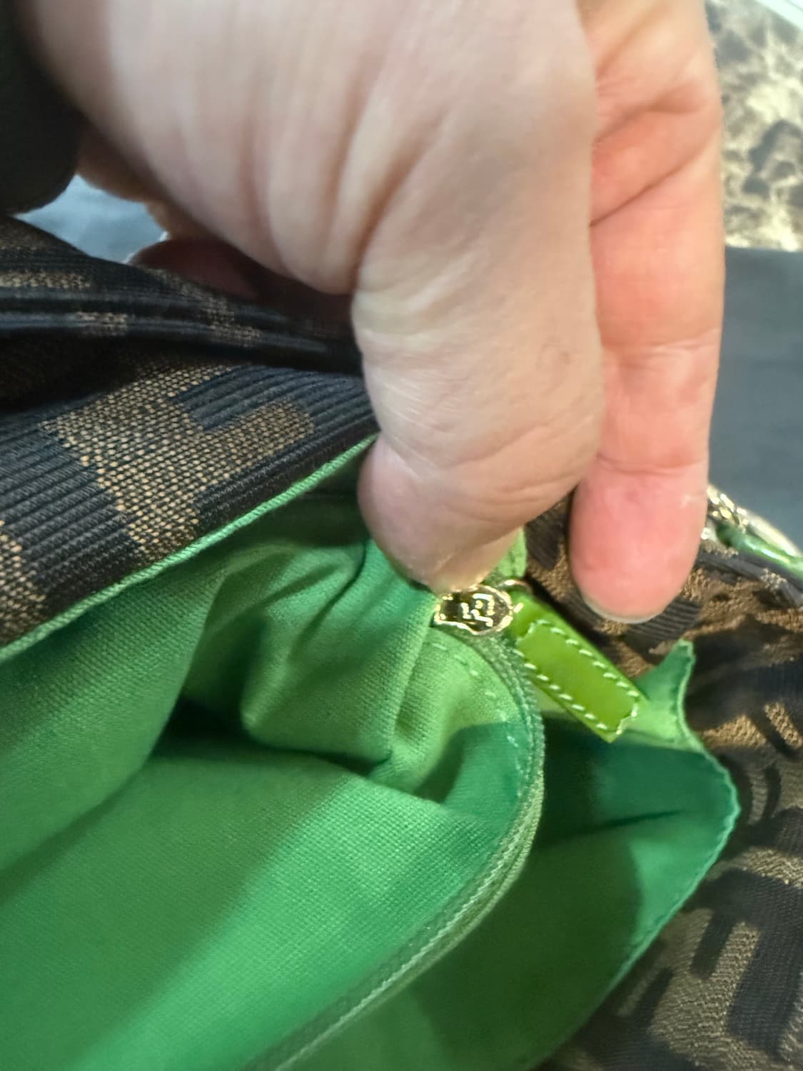 정품 펜디 주카 체인 맘마백 팝니다 상품이미지9