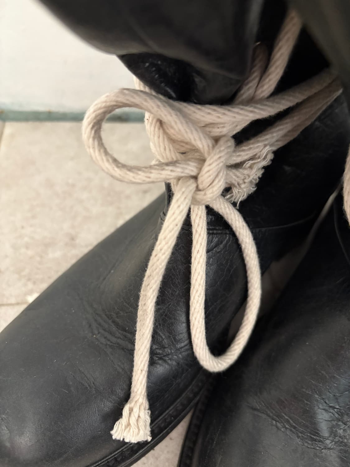 잡화룸 레이스업 미들 부츠 상품이미지9