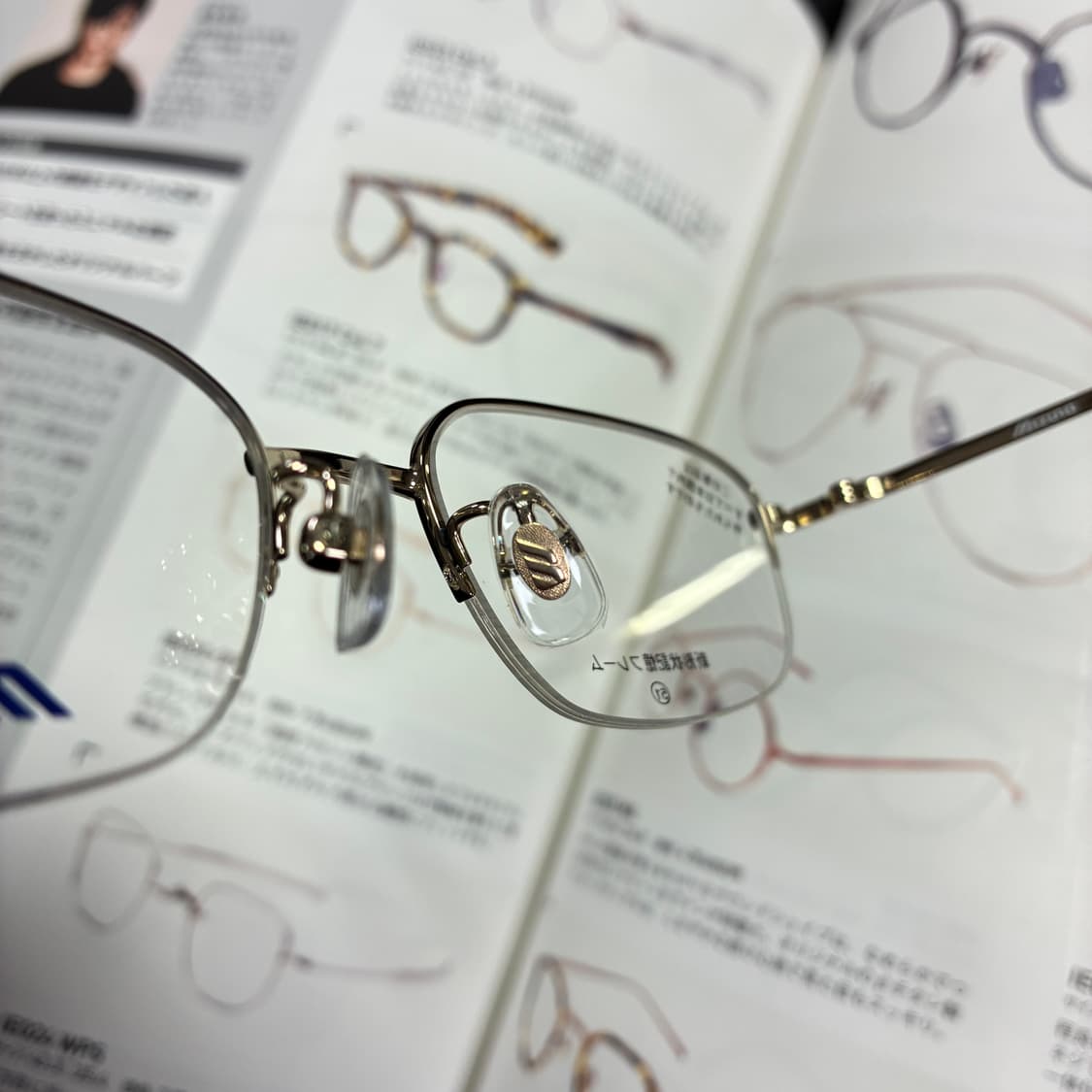 MIZUNO 미즈노 반무테 티타늄 골드 일본 안경 상품이미지8