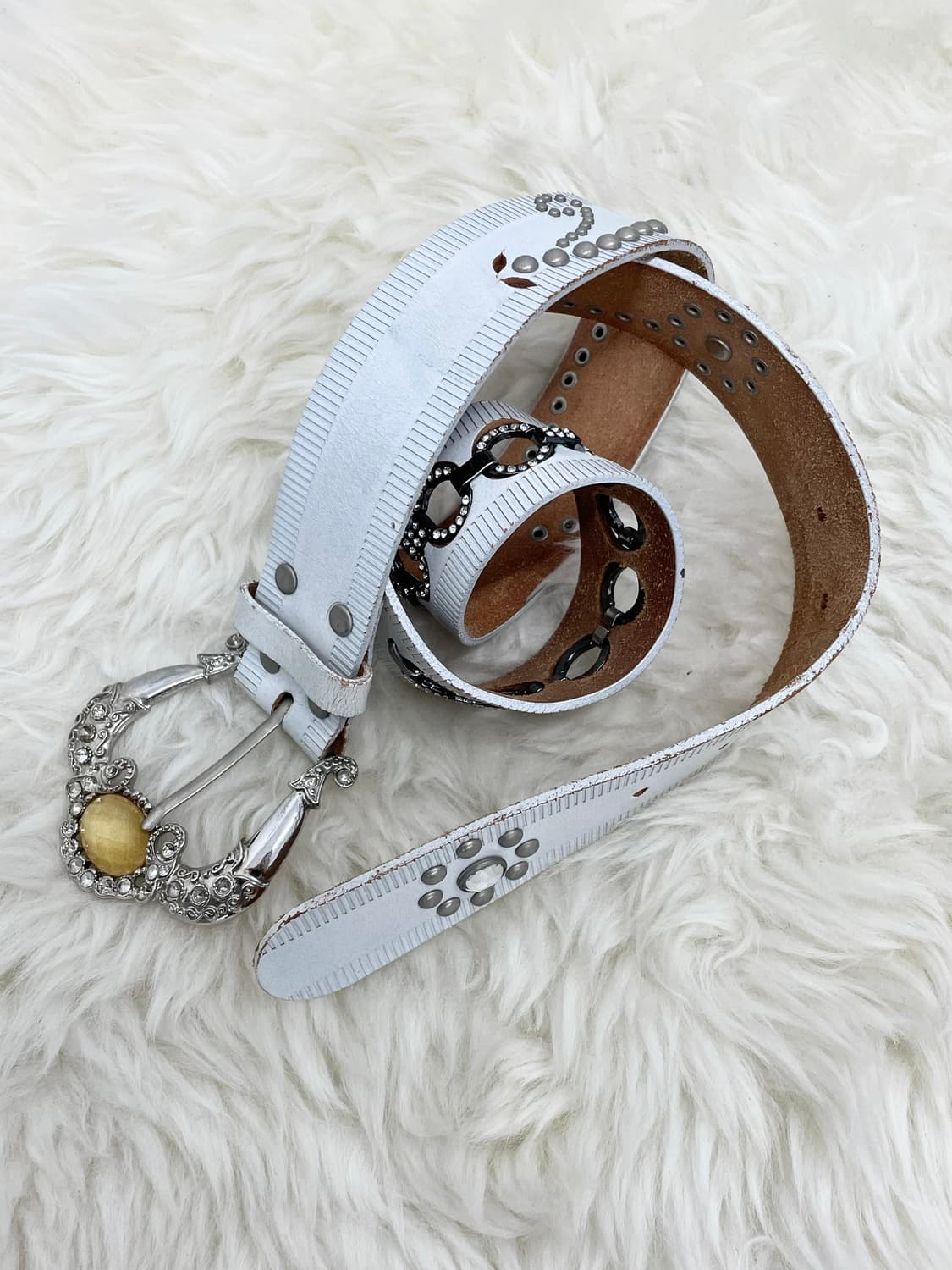 리얼레더 화이트페어리 스터드 버클 벨트 상품이미지1