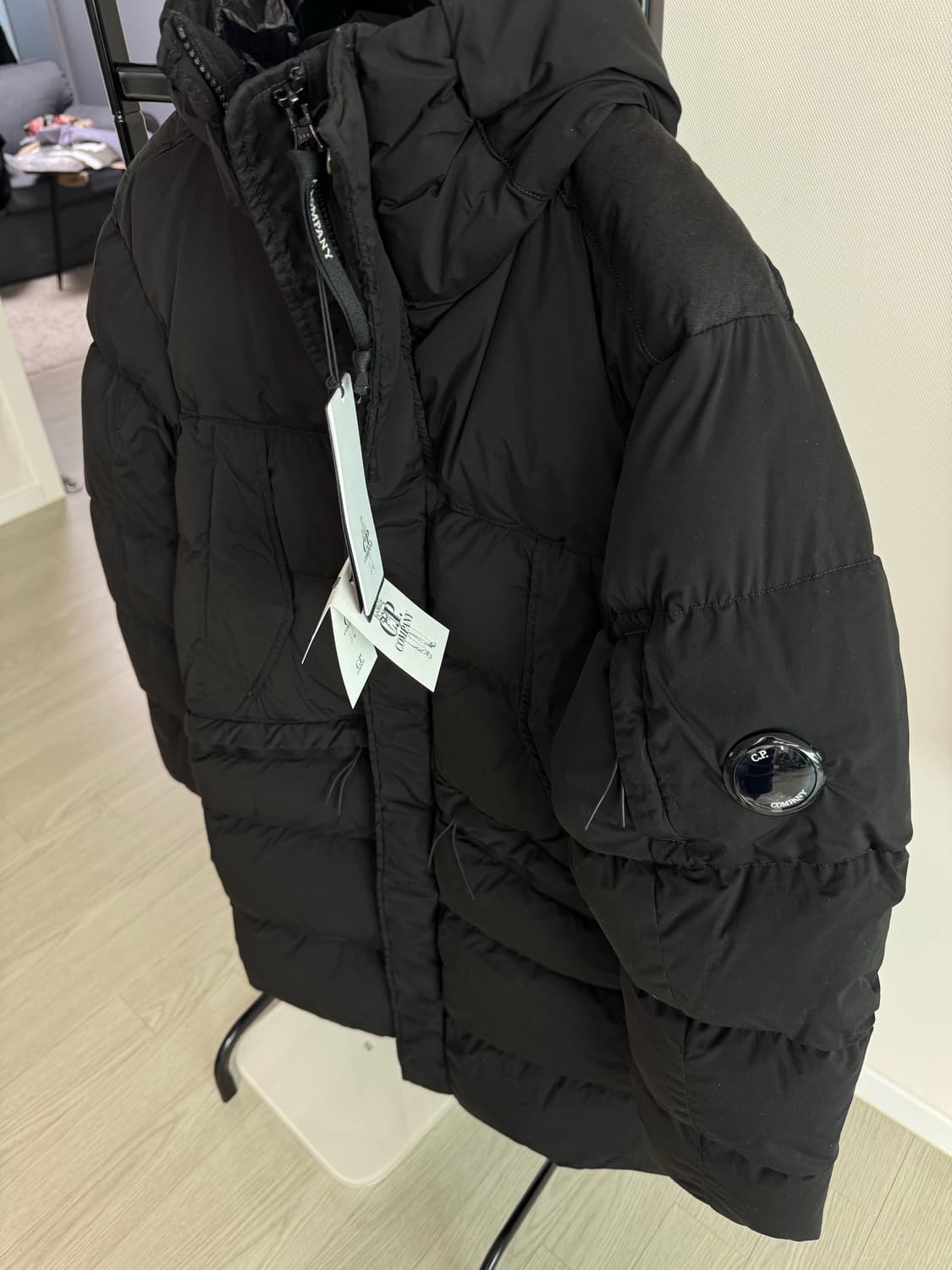 cp컴퍼니 23fw 나이크라 롱패딩 블랙 M 상품이미지2